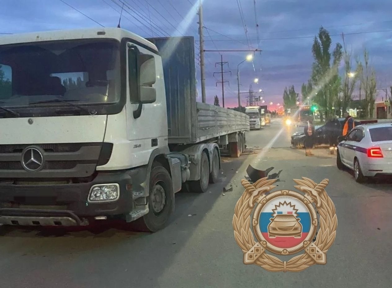 ДТП грузовик Мерседес.jpg